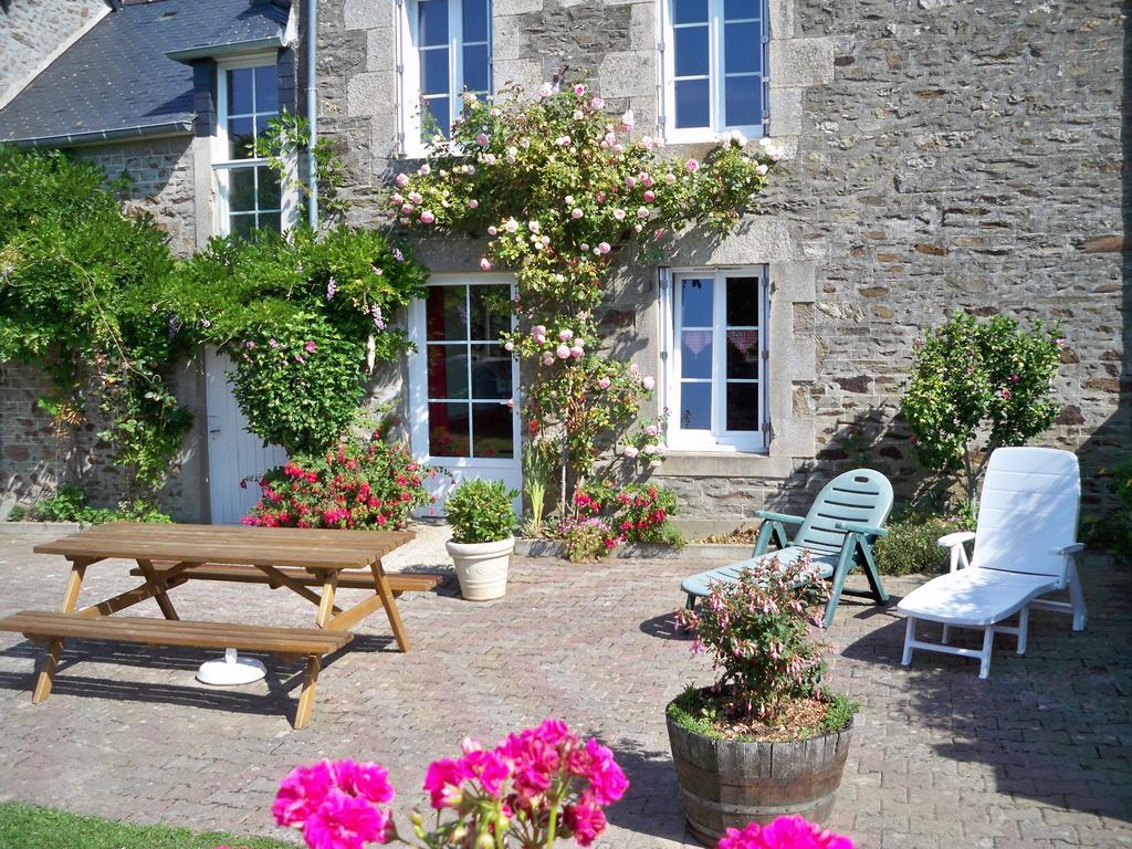 Gite De La Caminais Pleurtuit Phòng bức ảnh